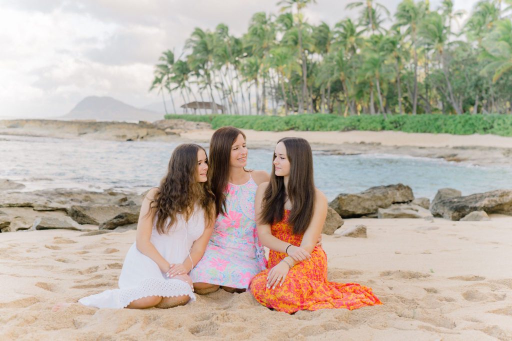 Oahu Hawaii Family Photographer_Mindy Briar_Aulani Family Photographer